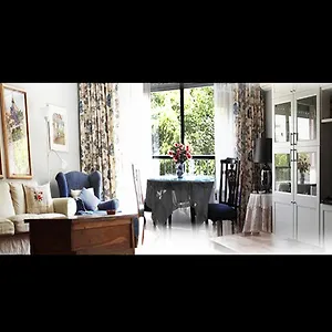 Triana & Free Parking Apartment Sevilla